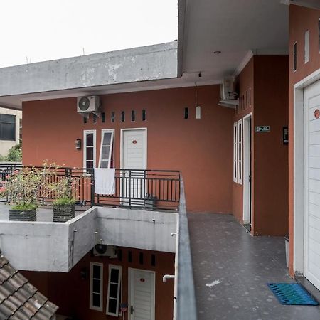 Djaboerigin Mongonsidi Guest House Redpartner ميدان المظهر الخارجي الصورة